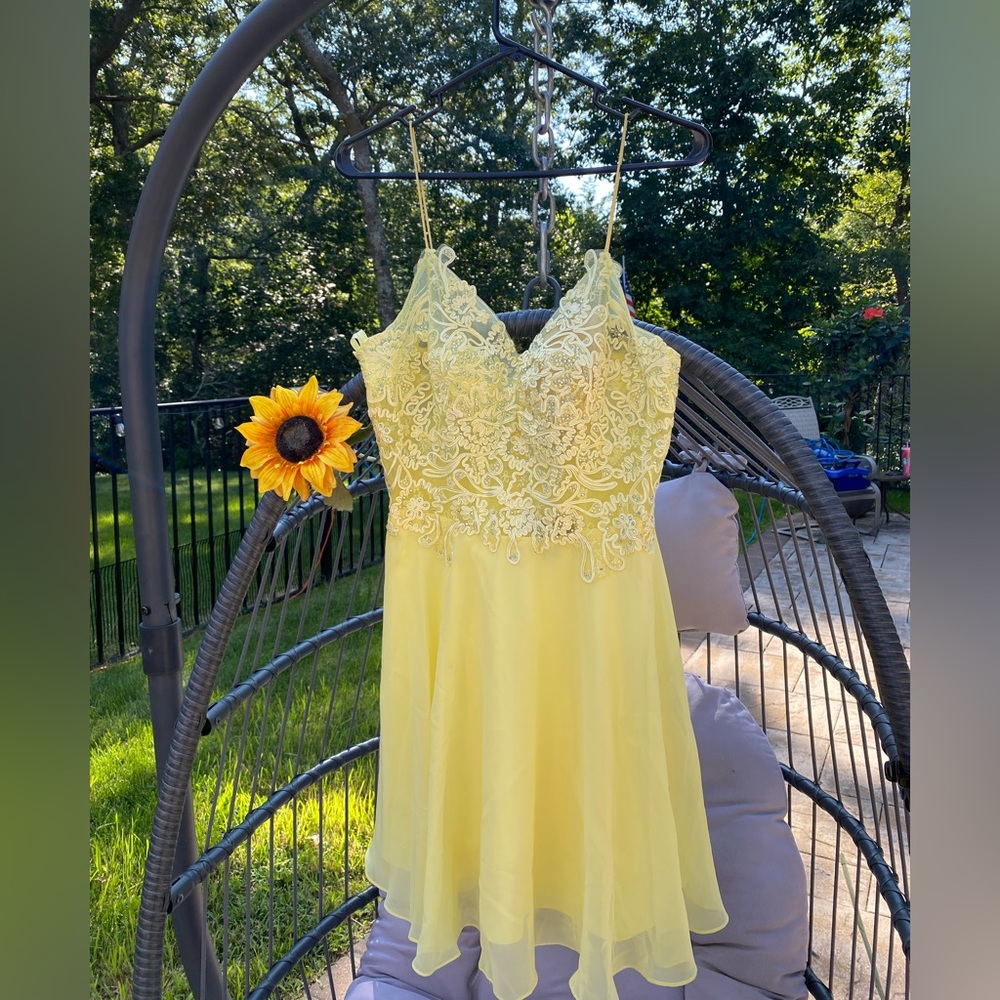 Yellow Summer Dress 👗